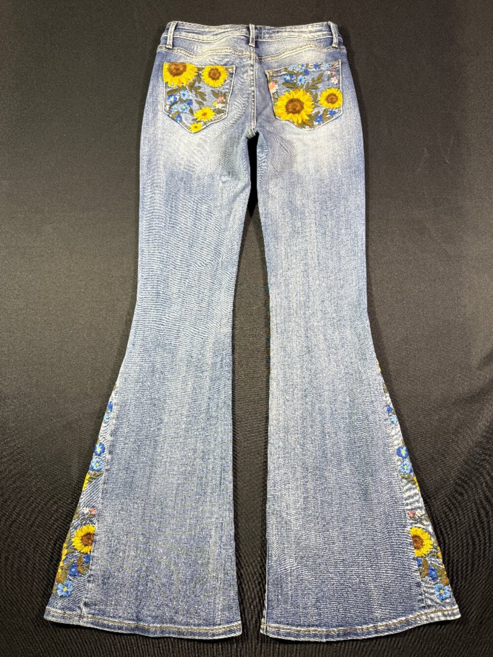 NWOT Rare Free People x Driftwood Farrah Embroidered Flare Jeans Sz 26 - Picture 5 of 16